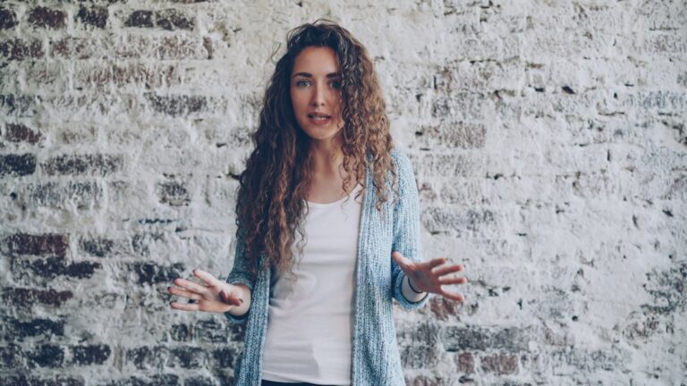 Mocne Argumenty: Jak budować logiczne rozumowanie, które jest nie do obalenia?