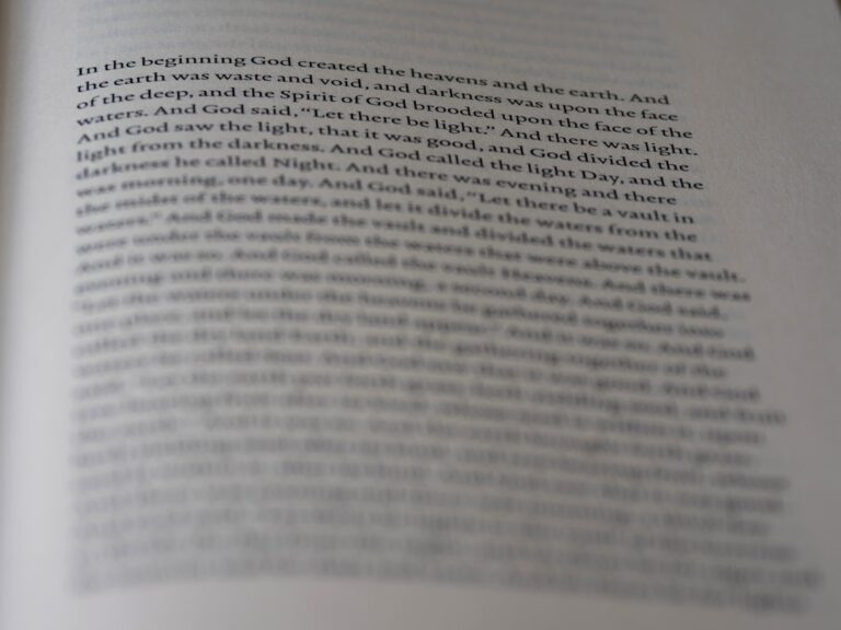 Lepszy Start: Jak zacząć rozprawkę, by od razu zdobyć uwagę egzaminatora? Sprawdzone metody